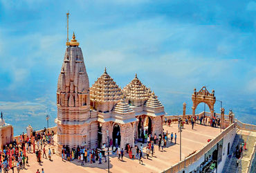પાવાગઢની ટોચે શ્રી કાલિકા માતાજી | Shri Kalika Mataji at the top of ...