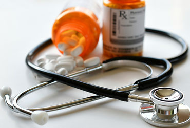 Doctors to now face action for not prescribing generic drugs: NMC - Vimarsana News