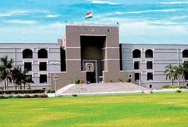 Gujarat HC expresses concern over 'protectors turning perpetrators' in extortion case | Gujarat HC expresses concern over protectors turning perpetrators in extortion case - Vimarsana News