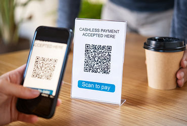 Global non-cash transactions to hit 1.3 trillion, UPI usage at record high in India - Vimarsana News