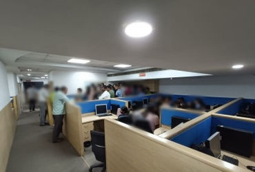 Fake call centre busted in Junagadh, 10 arrested - Vimarsana News