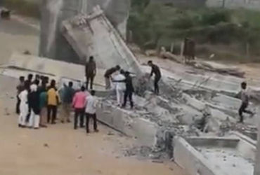 Under-construction bridge collapses in Palanpur, two crushed to death - Vimarsana News