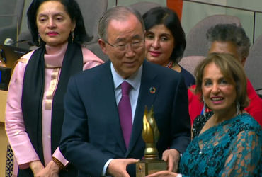 Ex-UN Secy Gen Ban Ki-moon gets 'Power of One' Award from Diwali Foundation USA | Ex UN Secretary General Ban Ki moon gets Power of One Award in USA - Vimarsana News