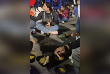 Mumbai airport turns picnic spot, ministry issues show cause notices - Vimarsana News