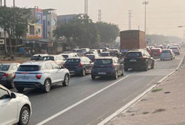AMC to implement parking policy in city, will survey areas facing traffic woes - Vimarsana News