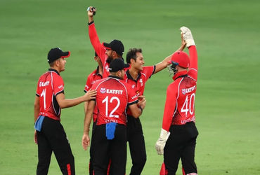 જબરદસ્ત બોલિંગ! T20 મેચની ચાર ઓવરમાં એકપણ રન ન આપ્યો, કોણ છે આયુષ શુક્લા