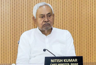 Nitish Kumarさん専用 Nitish Kumar swaps alliances for fifth time in 10 years