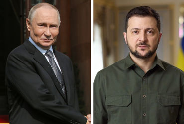 Vladimir Putin Hints Ukraine War Ending:  રશિયાના પ્રમુખ વ્લાદિમીર પુતિને એક મહત્ત્વનું નિવેદન આપતા જણાવ્યું છે કે યુક્રેન સાથેનું યુદ્ધ હવે તેના અંતિમ તબક્કા તરફ આગળ વધી રહ્યું છે. રશિયાની વિક્ટરી ડે પરેડ બાદ પત્રકારો સાથે વાતચીત કરતા પુતિને આ સંકેત આપ્યો હતો. જોકે, આ નિવેદનના થોડા કલાકો પહેલા જ તેમણે યુક્રેનને હરાવવાનો નિર્ધાર વ્યક્ત કર્યો હતો.