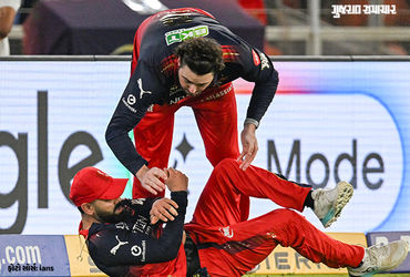 IPL ટાઈટલ જીત્યા બાદ RCBના દિગ્ગજ ખેલાડી પર લાગ્યો પ્રતિબંધ, મેચ ફી પણ કાપી લેવાઈ, હરકત ભારે પડી | ipl 2026 final bcci action rcb star tim david banned for one match IPL ટાઈટલ જીત્યા બાદ RCBના દિગ્ગજ ખેલાડી પર લાગ્યો પ્રતિબંધ, મેચ ફી પણ કાપી લેવાઈ, હરકત ભારે પડી | ipl 2026 final bcci action rcb star tim david banned for one match