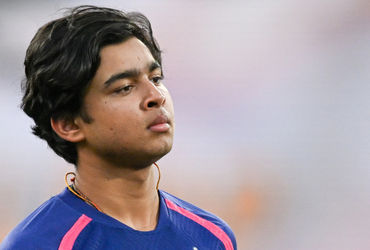 IPL 2026નો ઓરેન્જ કેપ વિનર ઇન્ટરનેશનલ પ્રેશરમાં ફ્લોપ! માત્ર આટલા રનમાં આઉટ થયો વૈભવ સૂર્યવંશી | India a vs sri lanka a vaibhav sooryavanshi failed under international pressure IPL 2026નો ઓરેન્જ કેપ વિનર ઇન્ટરનેશનલ પ્રેશરમાં ફ્લોપ! માત્ર આટલા રનમાં આઉટ થયો વૈભવ સૂર્યવંશી | India a vs sri lanka a vaibhav sooryavanshi failed under international pressure
