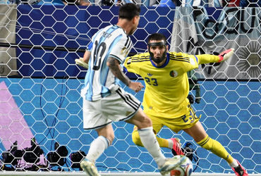 ફીફા વર્લ્ડ કપ 2026: અલ્જીરિયાને 3-0થી કચડી આર્જેન્ટિનાએ તોડ્યો 44 વર્ષ જૂનો સિલસિલો | lionel messi creates history fifa world cup 2026 200 international matches ફીફા વર્લ્ડ કપ 2026: અલ્જીરિયાને 3-0થી કચડી આર્જેન્ટિનાએ તોડ્યો 44 વર્ષ જૂનો સિલસિલો | lionel messi creates history fifa world cup 2026 200 international matches