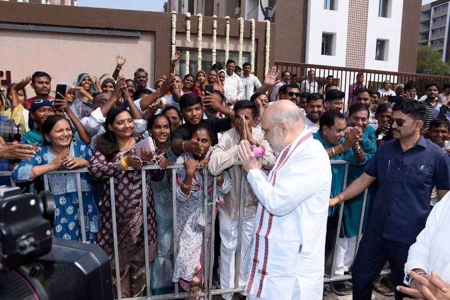ગાંધીનગરમાં ધારાસભ્યો માટે વૈભવી ક્વાર્ટરનું લોકાર્પણ, 220 કરોડના ખર્ચે બન્યા 216 આવાસ 2 - image
