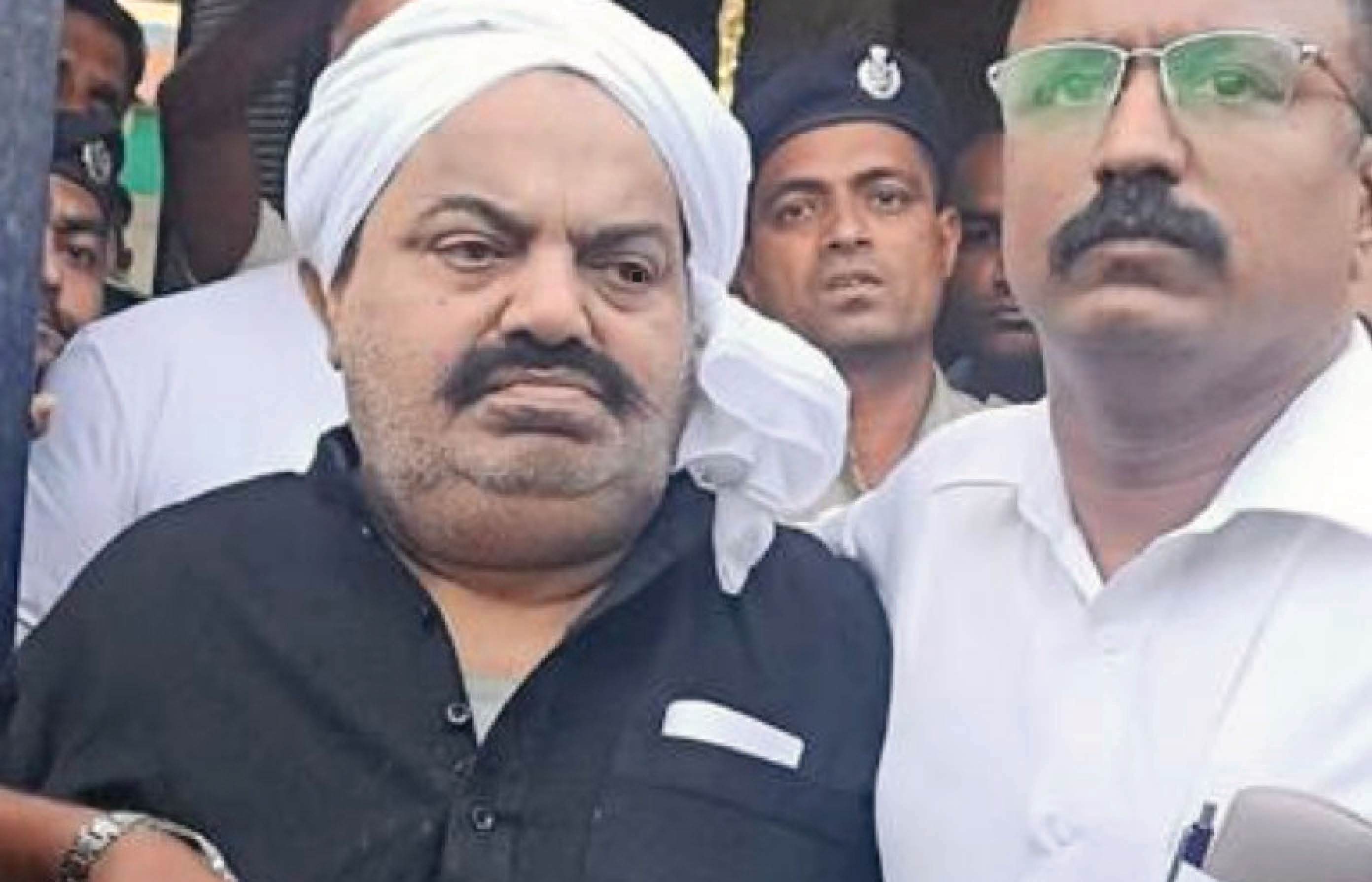 અતિક અહેમદની ભયાનક ક્રાઈમ કુંડળી : ચૂંટણીમાં હરાવનારની હત્યા, ગેંગમાં રાખતો પગારદાર શૂટર 1 - image