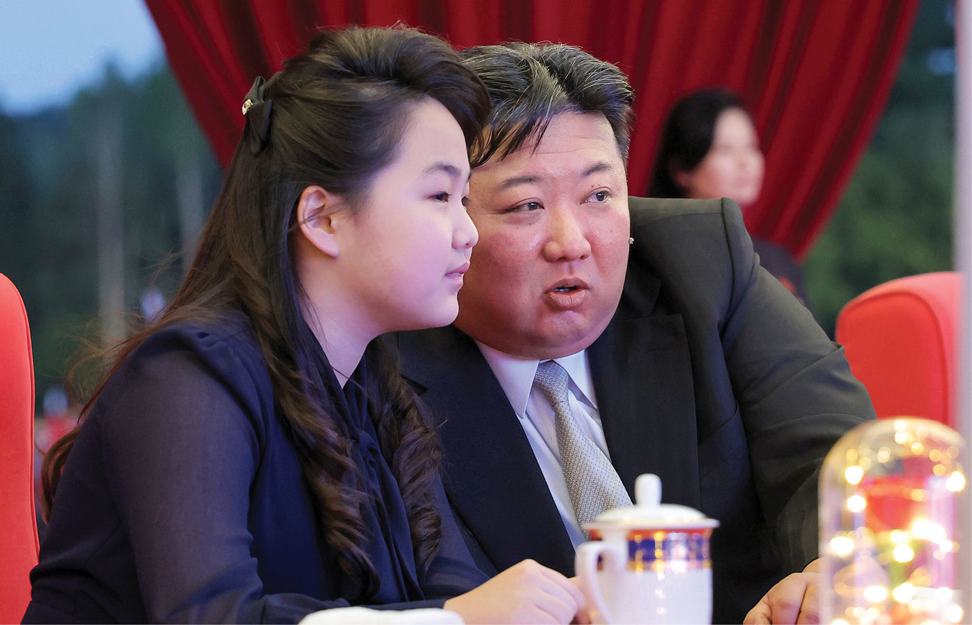 તાનાશાહની 'લાડલી' હવે બનશે બોસ! કિમ જોંગ ઉને 13 વર્ષની પુત્રીને બનાવી ઉત્તરાધિકારી 4 - image