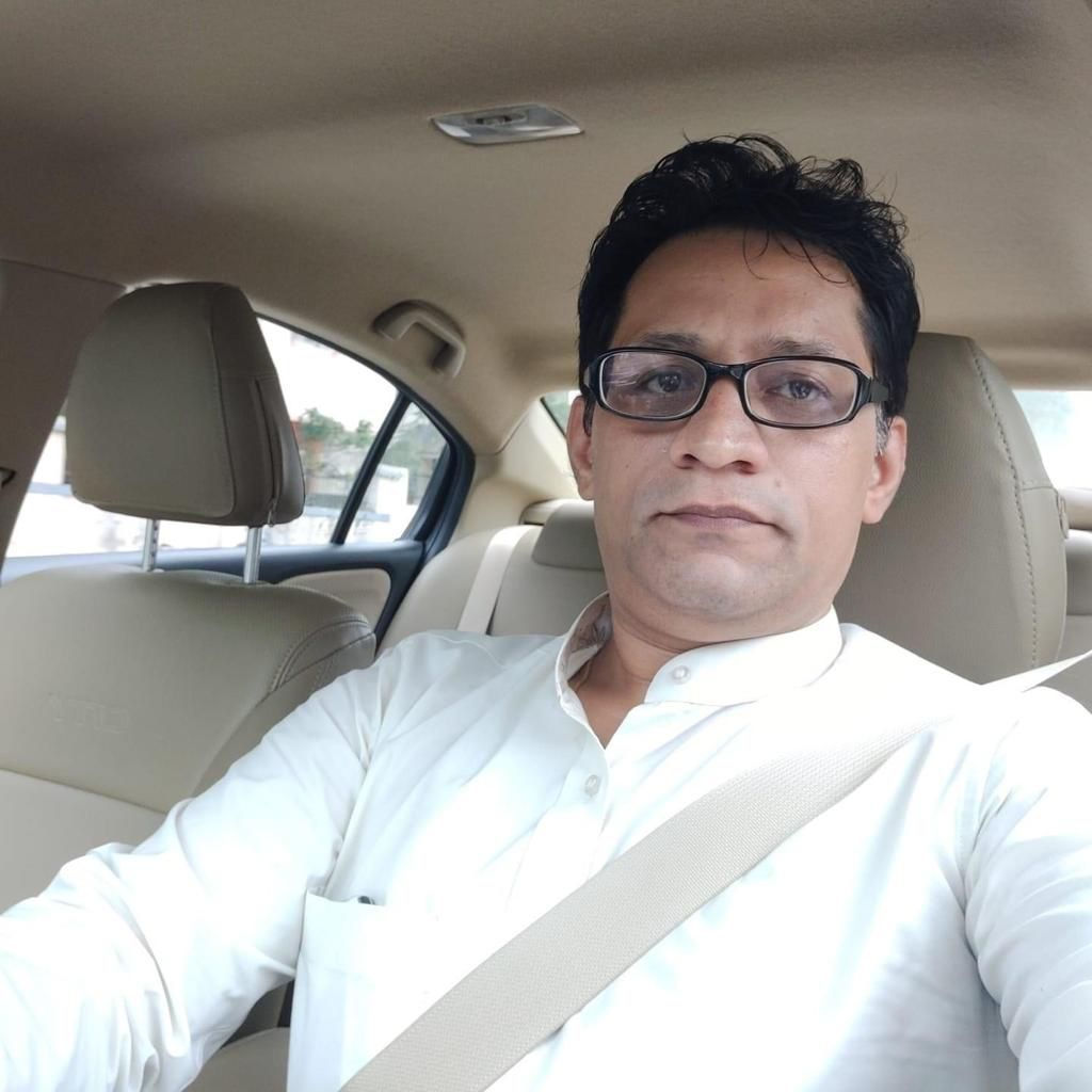 વિદ્યાર્થિનીને ક્લાસમાં દારૃ પીવડાવનાર શિક્ષકને જેલમાં મોકલાયો 1 - image