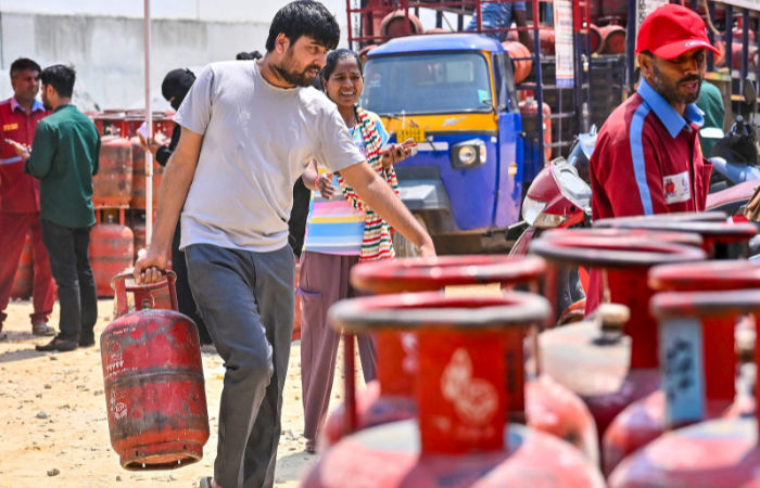 Explainer | ઇરાન યુદ્ધનો એક મહિનો: ટ્રમ્પ ફરી 'ટાકો' રમશે કે પછી યુદ્ધ વધશે? જાણો કોનું પલડું ભારે 5 - image