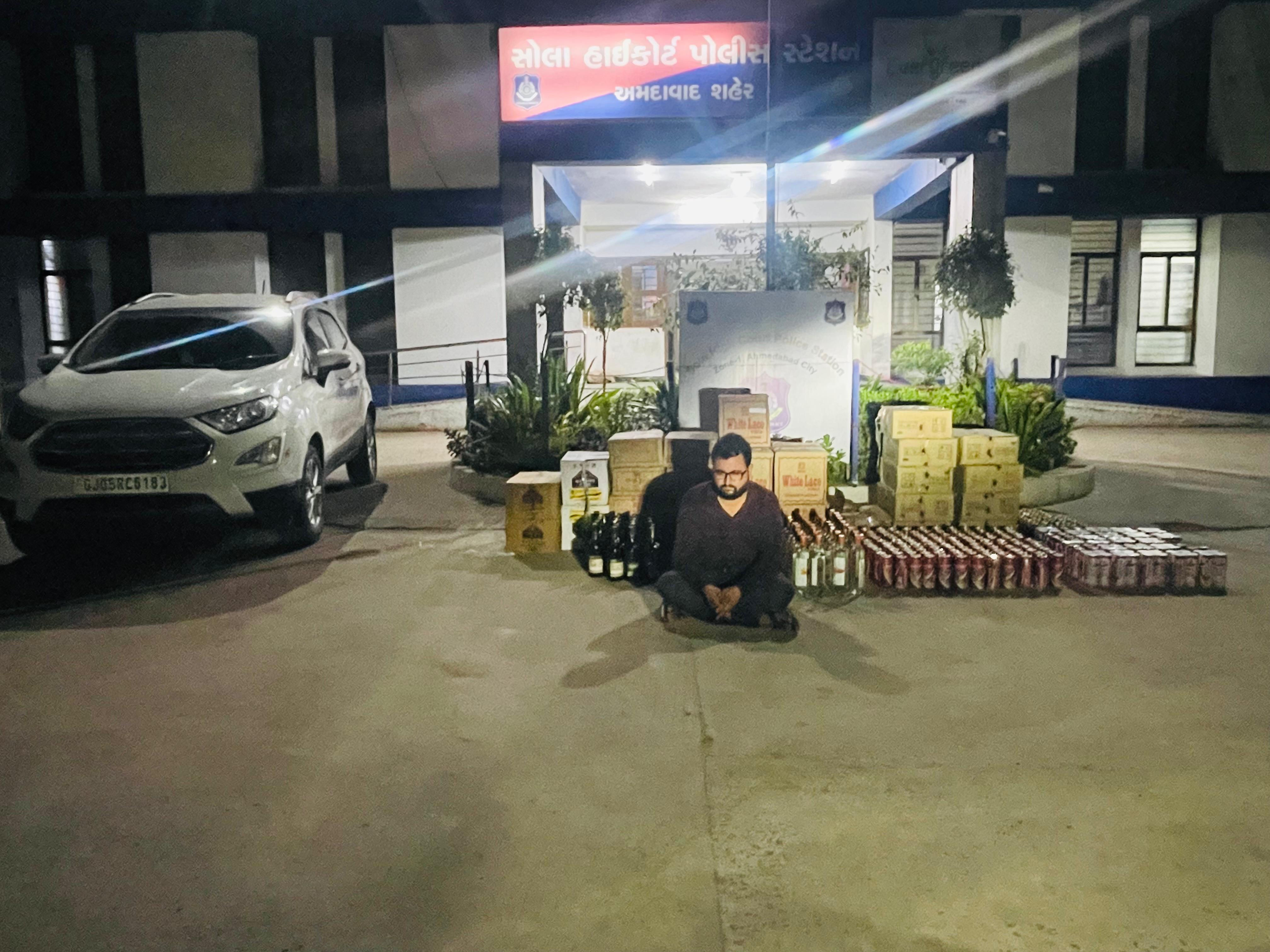 Liquor worth over ₹5 lakh seized from hotel parking lot in Sola, three accused on the run
