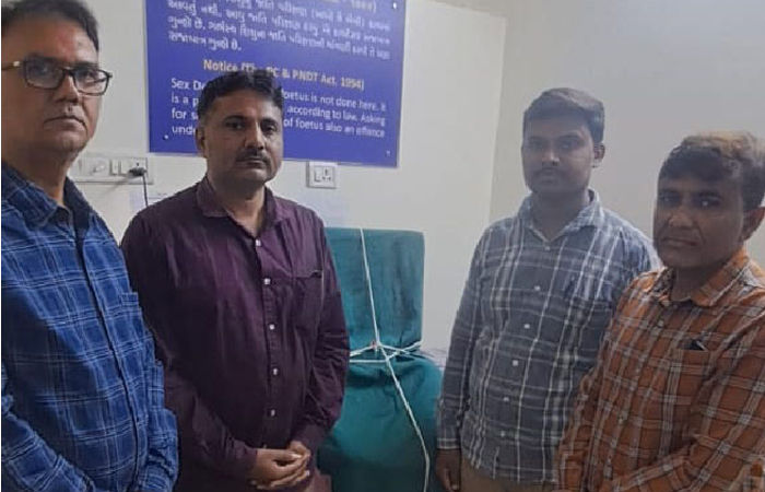 જૂનાગઢની ઠેસીયા ગાયનેક હોસ્પિટલની પીએનડીટી નોંધણી બે માસ માટે સસ્પેન્ડ 1 - image