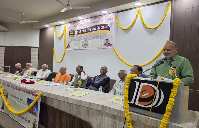 ભાજપ નેતા વિપુલ પટેલે રાજકારણમાં રૂપિયા બનાવ્યાનું જાહેરમાં કબૂલ્યું, ચૂંટણી ટાણે રાજકારણ ગરમાયું 1 - image