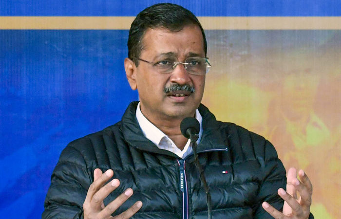 દિલ્હી ચૂંટણી પહેલા કેજરીવાલને સૌથી મોટો ઝટકો! આઠ ધારાસભ્યોએ AAPમાંથી આપ્યું રાજીનામું 1 - image