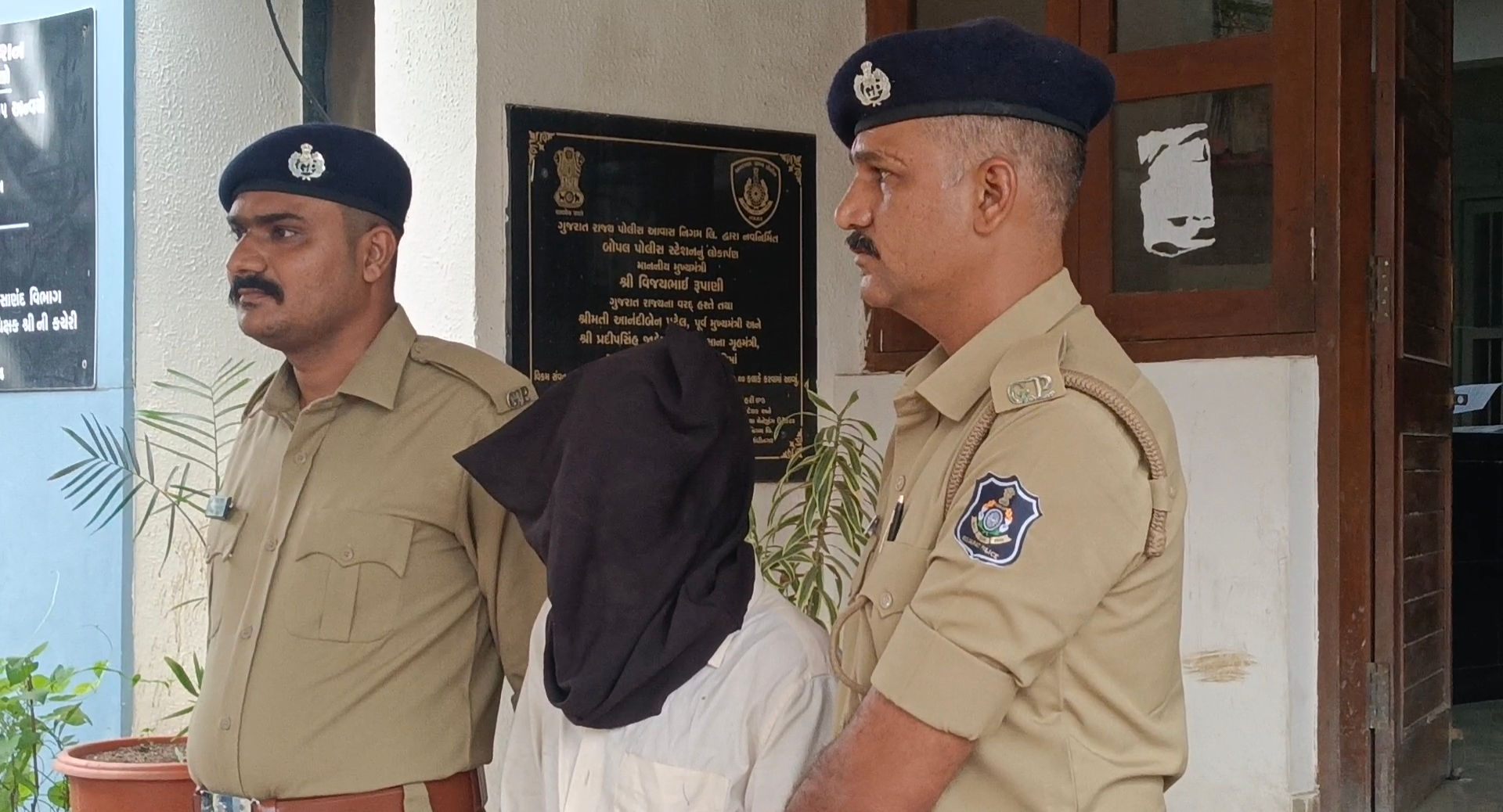 Security guard girl on terrace of flat in Bopal, arrested
