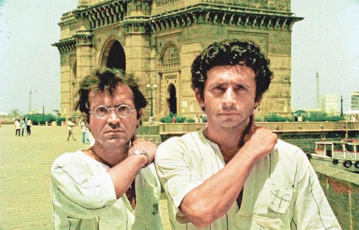 ધારદાર સત્ય અને ખડખડાટ હાસ્ય : જાને ભી દો યારોં 1 - image