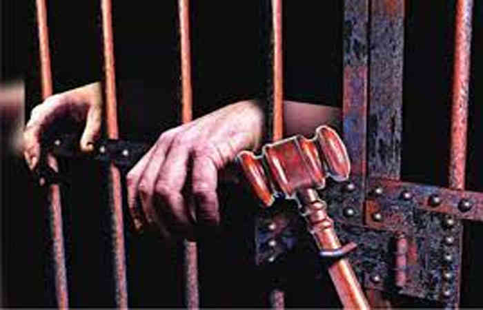 સગીરા પર બળાત્કાર ગુજારવાના કેસમાં આરોપીને 10 વર્ષ સખત કેદની સજા | Accused  sentenced to 10 years rigorous imprisonment for raping Sagira - Gujarat  Samachar