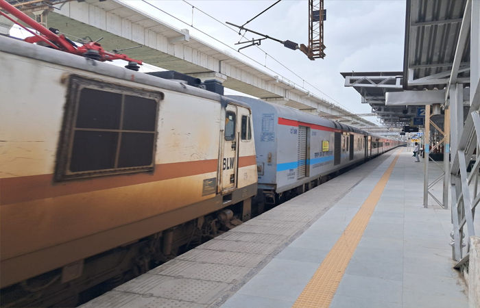 પશ્ચિમ રેલવે બાંદ્રા ટર્મિનસ અને દુર્ગાપુરા વચ્ચે સ્પેશિયલ ટ્રેન દોડાવશે 1 - image