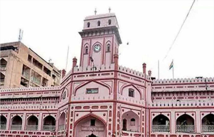 ભાજપ શાસકોના માનીતા કોન્ટ્રાક્ટરને બ્લેક લીસ્ટ કરવાની બદલે વધુ આપેલી તક સુરત પાલિકાને 14 કરોડમાં પડી 1 - image