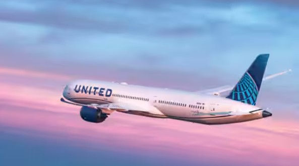 Tech glitch grounds United Airlines flights sparks delays across major US airports