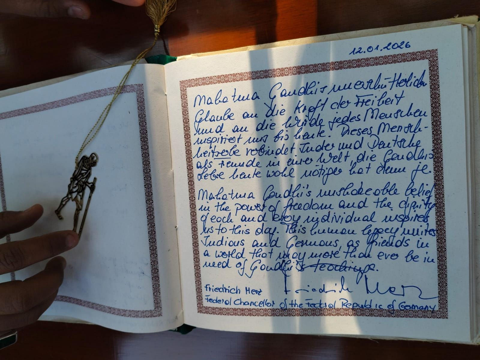 જર્મન ચાન્સેલર-PM મોદીની સાબરમતી આશ્રમની મુલાકાત બાદ ઇન્ટરનેશનલ કાઇટ ફેસ્ટિવલનો પ્રારંભ 2 - image