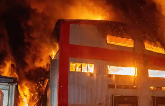 VIDEO: રશિયાનો યુક્રેન પર ભીષણ હુમલો, 7 દિવસમાં 1300 ડ્રોન-1200 બોમ્બ ઝીંક્યા, ઝેલેન્સ્કીનો દાવો 1 - image