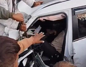 જસદણ-આટકોટ હાઈવે પર ગમખ્વાર અકસ્માત, ટ્રેક્ટરની અડફેટે જૈન સાધ્વી શ્રુતનિધિજીનું નિધન 3 - image