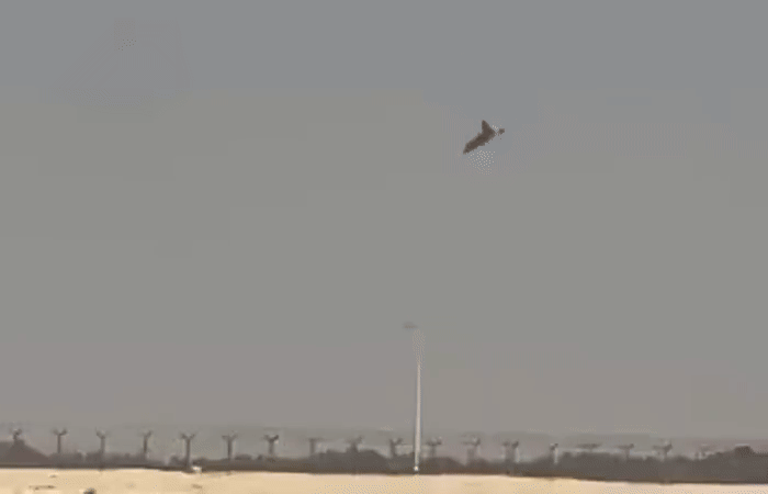 Why IAF Tejas Fighter Jet Crashed?