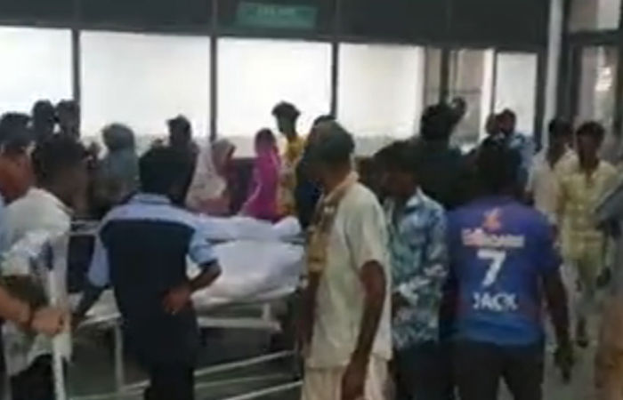 સૌરાષ્ટ્રમાં ગાજવીજ સાથે વરસાદ: ગોંડલ, અમરેલીમાં મેઘરાજાની પધરામણી, રાજકોટમાં વીજળી ગુલ 4 - image