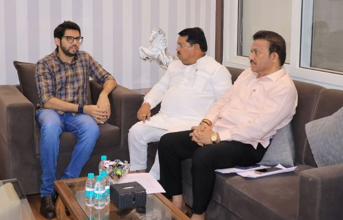 Oppn to boycott Maha CM's tea meet on eve of Monsoon Session