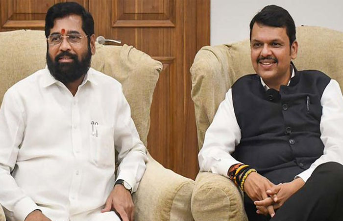 મહારાષ્ટ્રના રાજકારણમાં હલચલ! મોડી રાતે ફડણવીસ-શિંદેની બેઠકમાં લેવાયો મોટો નિર્ણય 1 - image