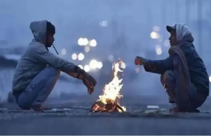 અમદાવાદમાં સળંગ ચોથા દિવસે 16 ડિગ્રીથી નીચું તાપમાન, દાહોદ 12.2 ડિગ્રી સાથે ઠંડુગાર 1 - image