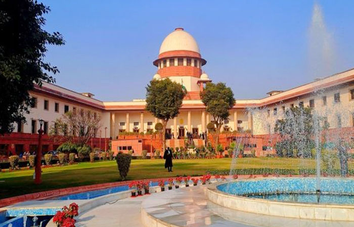 તો શું ઘૂસણખોરો માટે રેડ કાર્પેટ પાથરીએ?', ગુમ રોહિંગ્યાઓ માટેની અરજી મુદ્દે સુપ્રીમ કોર્ટ ભડકી 1 - image