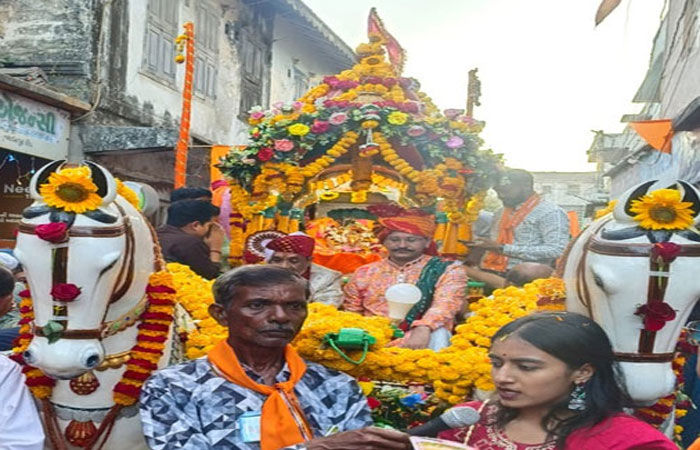 માધવપુરનાં આંગણે શ્રીકૃષ્ણ સંગ રૂક્ષ્મણીજીના ગાંધર્વ લગ્ન સંપન્ન 1 - image