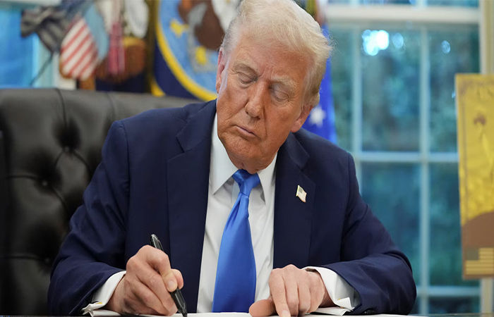 એચ-1બી ફીમાં વધારો અને ટેરિફ મુદ્દે પ્રમુખ ટ્રમ્પ સામે અસંતોષ વધ્યો 1 - image