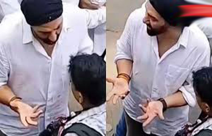 ધર્મેન્દ્રનાં અસ્થિ વિસર્જન વખતે સનીએ પાપારાઝીનો કેમેરો ઝૂંટવ્યો 1 - image