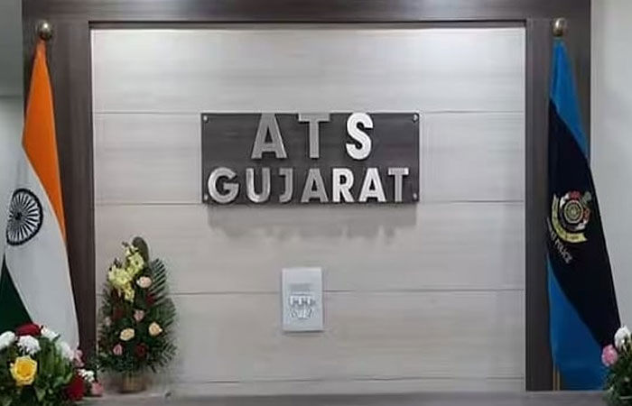 ગુજરાત ATSએ MD ડ્રગ્સની મોટી ફેક્ટ્રીનો કર્યો પર્દાફાશ, 2 કરોડના ડ્રગ્સ સાથે 6ની ધરપકડ 1 - image