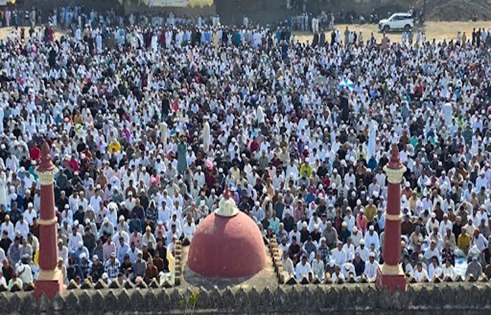 જામનગરમાં સમસ્ત મુસ્લિમ સમાજ દ્વારા “ઇદ-ઉલ-ફિત્ર” ની હર્ષોલ્લાસભેર ઉજવણી કરાઈ 1 - image