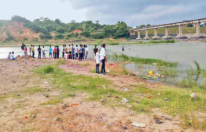 સાદોલીયામાં સાબરમતી નદીમાં ચાર યુવકો ડૂબ્યા 1 - image