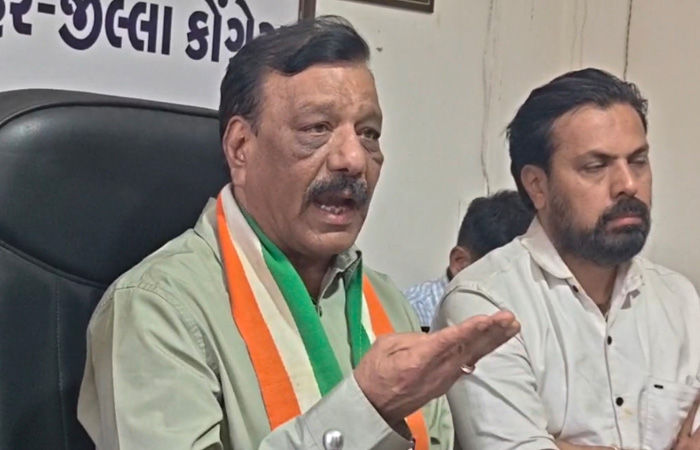 કોંગ્રેસના ઉમેદવારો પર ફોર્મ પરત ખેંચવા દબાણનો આરોપ 1 - image