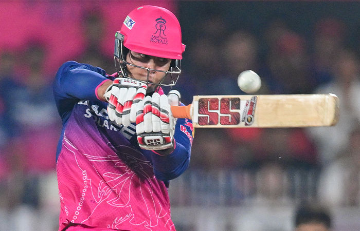 'બસ બોલ જોઉં છું, બોલર નહીં...', RCB સામે ધમાકેદાર બેટિંગ બાદ વૈભવ સૂર્યવંશીનું નિવેદન ચર્ચામાં 1 - image