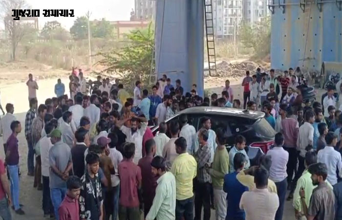 અમદાવાદ: બુલેટ ટ્રેન પ્રોજેક્ટની કામગીરી દરમિયાન દુર્ઘટના, મજૂરને ગંભીર ઈજા થતાં વટવા રિંગરોડ પાસે શ્રમિકોનો હોબાળો 2 - image