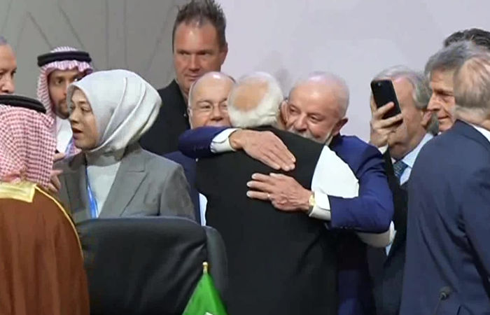 G20માં PM મોદીનું ગ્લોબલ લીડર્સ સાથે ખાસ બોન્ડિંગ, મેલોની અને બ્રાઝીલના રાષ્ટ્રપ્રમુખ સહિતના દિગ્ગજોને મળ્યા, જુઓ તસવીરો 6 - image