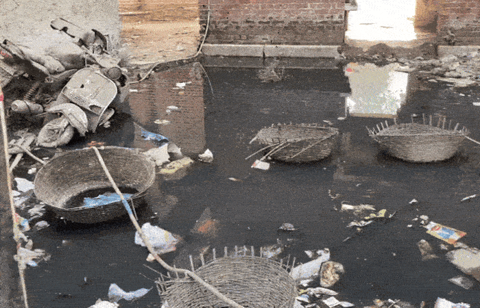 સડેલા બટાકા અને કાળું મેશ તેલ: પાણીપુરીનો ચટાકો પડશે ભારે, આ દૃશ્ય જોઈ લો 2 - image